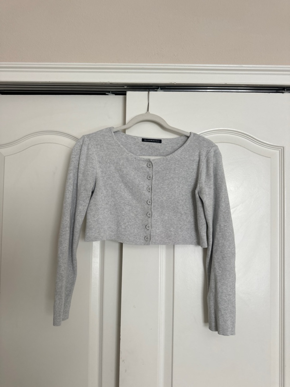 Brandy Melville Light Gray Cropped Cardigan Sweater